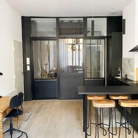 Le Clemenceau Apartment *
